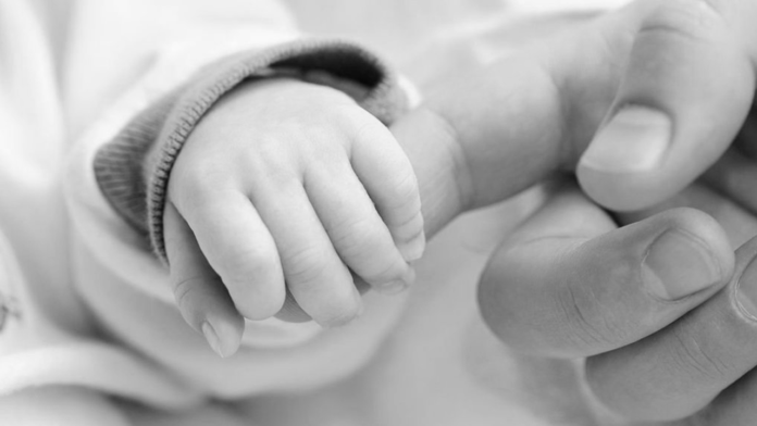 Bebé de 12 días murió en Saltillo: Hospital no contaba con equipo