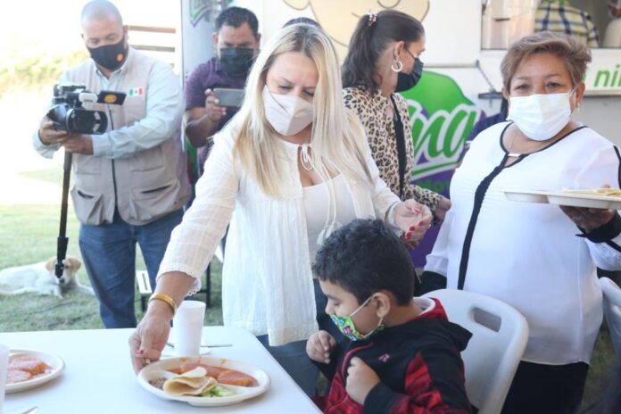 Brinda DIF Coahuila 10 millones de desayunos escolares