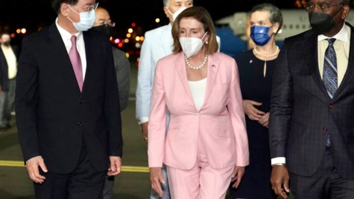 China prepara respuesta por la visita de Nancy Pelosi a Taiwán