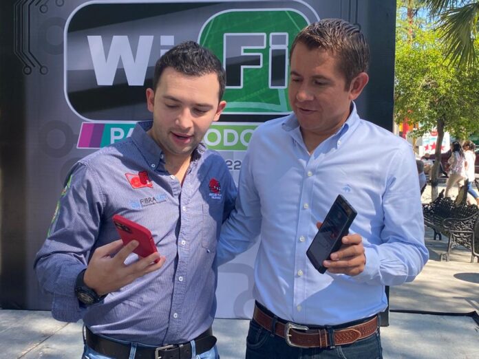 Arrancan Hugo Lozano programa “Wifi para todos” en plaza de San Buena