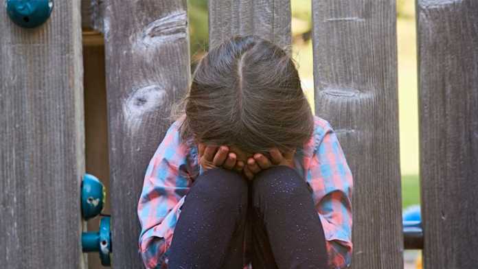 Joven abusó y secuestró a niña de 11 años; la convenció de ser su 'novia'