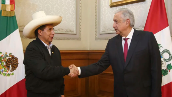 Oposición en Perú pidió a AMLO dejar de interceder a favor de Pedro Castillo