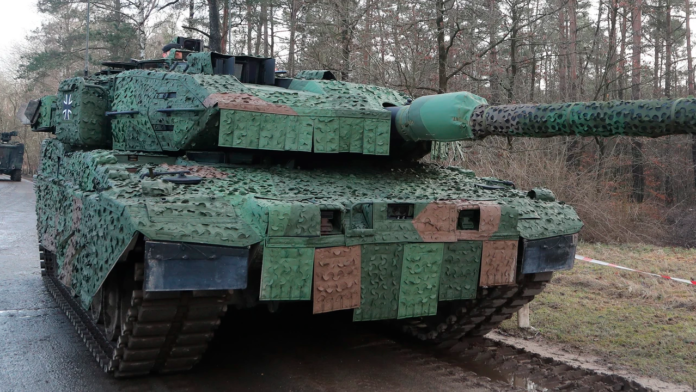 Alemania se suma con ayuda a Ucrania; enviará tanques de guerra