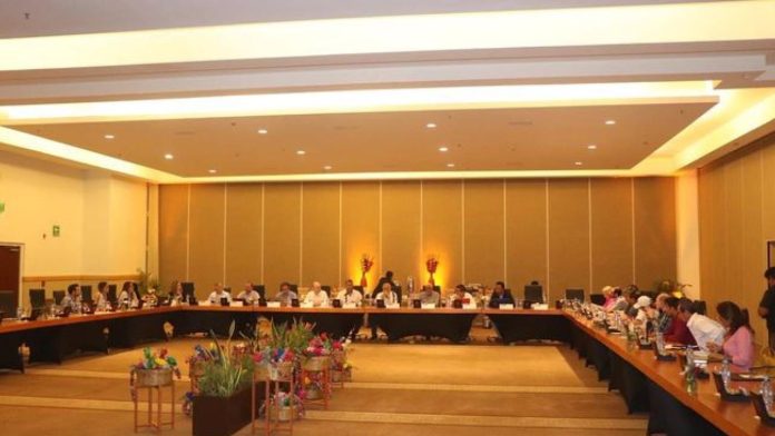 Nafin y Bancomext entregarán créditos de hasta 5 mdp para comercios afectados en Acapulco