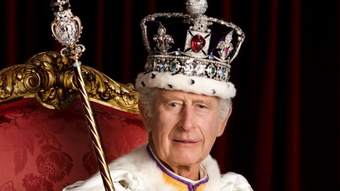 Rey Carlos III se encuentra 