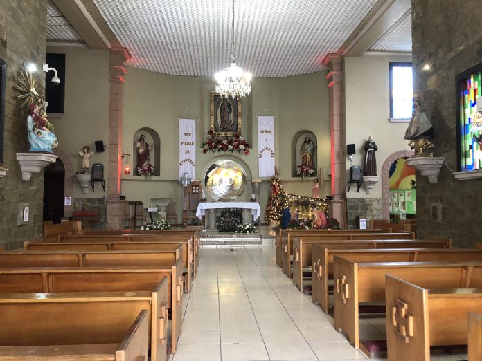 Iglesia católica en Sabinas