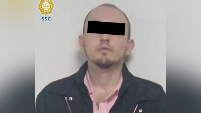 Mujer se lanzó de cuarto piso para huir de su novio; intentó agredirla