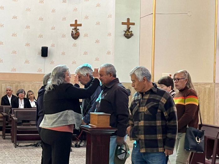 Celebran católicos el 