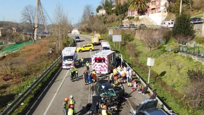 Madre e hijo murieron en un choque; se dirigían a un funeral