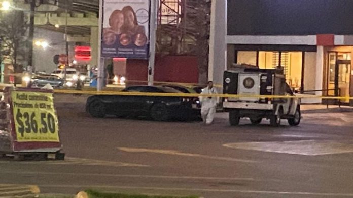 Asesinan a un joven a balazos frente a su esposa