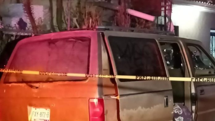 Encuentran a un hombre muerto; sus mascotas lo acompañaban