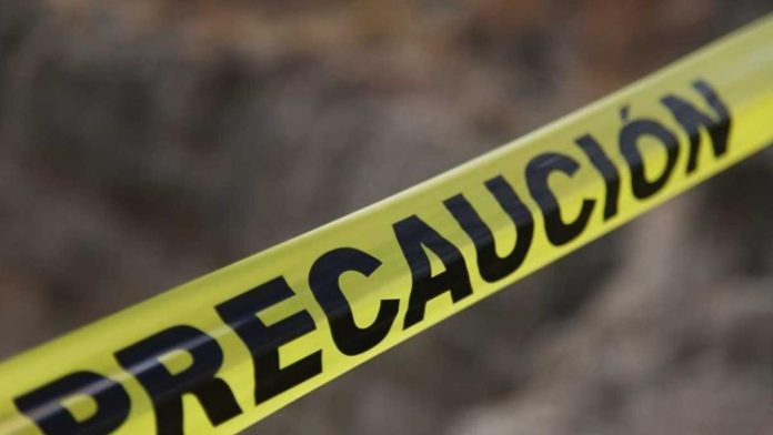 Localizan el cuerpo de una madre y su hijo dentro de su vivienda