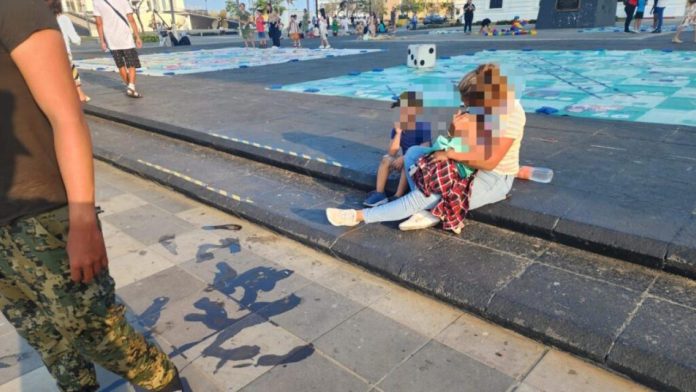 Bebé con carriola cae al mar en Veracruz