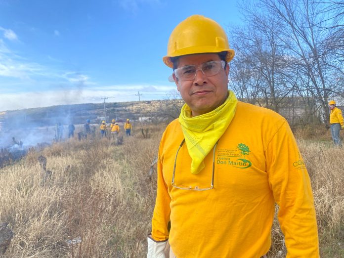 Brigadistas de la CONANP realizan actividades de incendios controlados