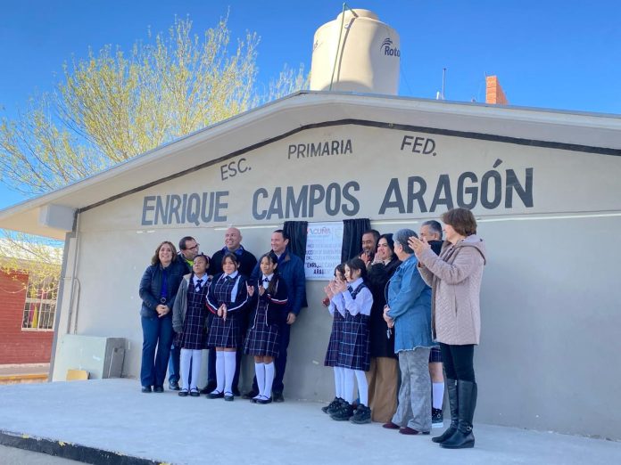 Entregan barda perimetral de escuela primaria Enrique Campos Aragón