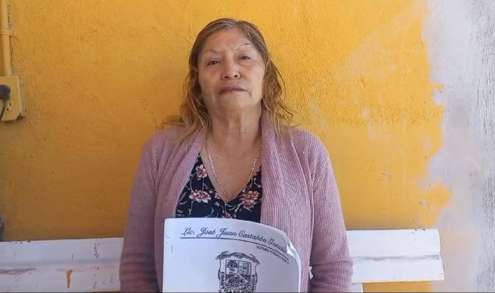 La señora Teresa Vigil fue estafada por una maestra y su esposo en Sabinas