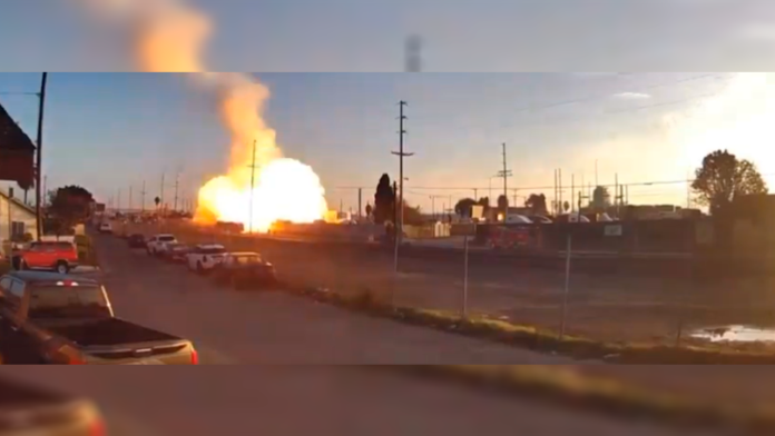 Tanque cargado con gas explota y deja 9 heridos en Los Ángeles