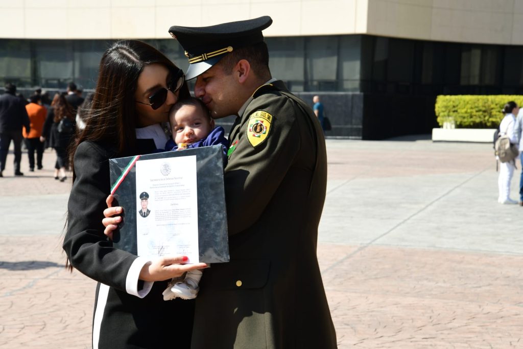 Se gradúan 219 médicos en diferentes especialidades de la Escuela Militar de Graduados de Sanidad