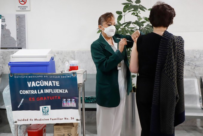 Llama IMSS a completar esquema de vacunación y evitar problemas de salud