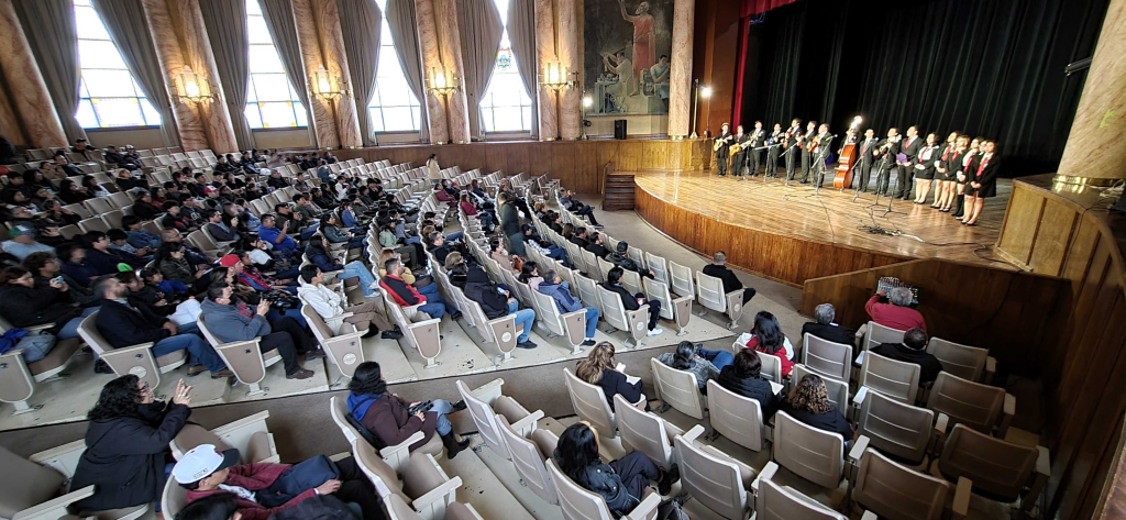UAdeC celebra con éxito el Segundo Encuentro Universitario de Rondallas