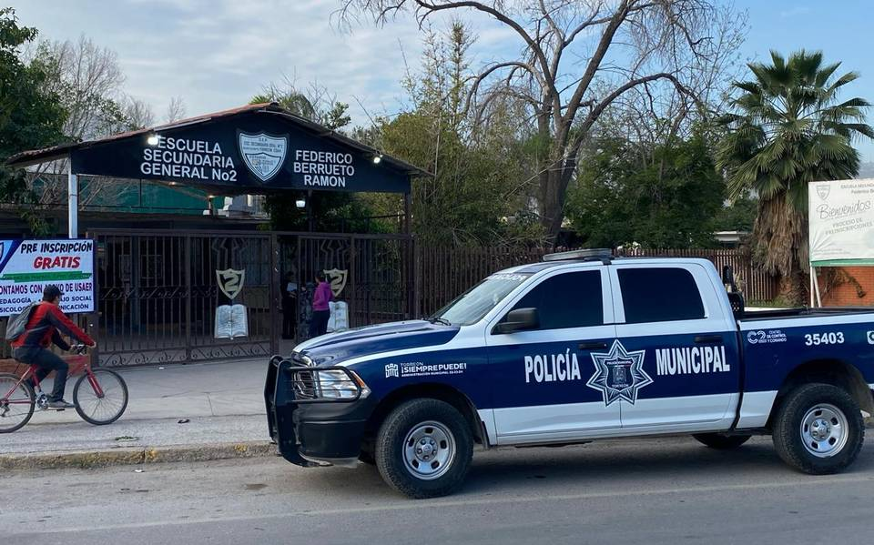Torreón: Amenaza de atentado en secundaria genera fuerte movilización