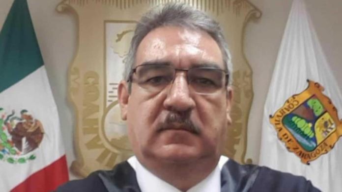 Dan de alta a Hiradier Huerta, magistrado de Monclova sometido a cirugía de corazón abierto