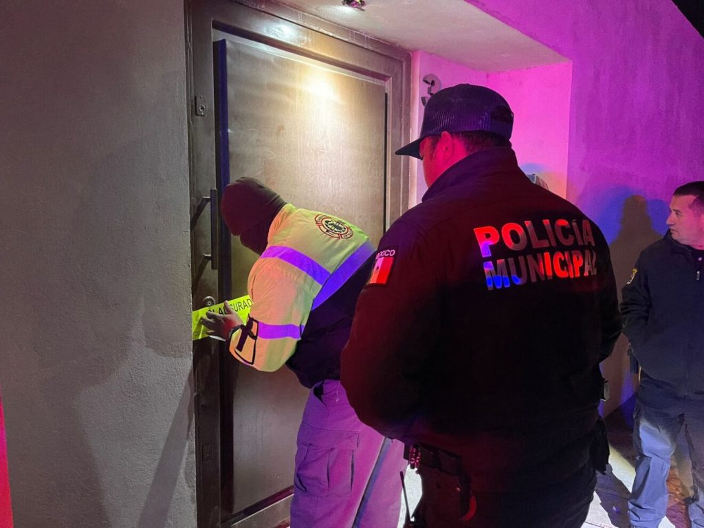 Policía de Arteaga clausura Palapa con más de 200 menores de edad y bebidas alcohólicas