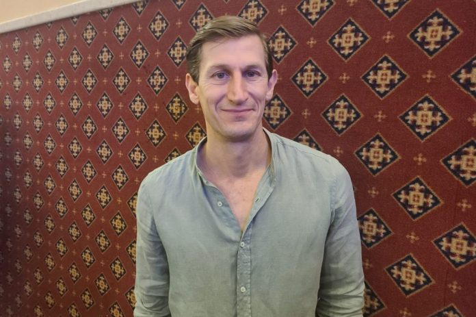 Ricardo Perret, Conferencista