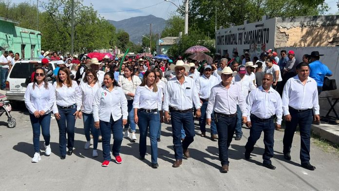 Va Andrea Ovalle por la reelección en Sacramento en alianza PRI-PRD-UDC