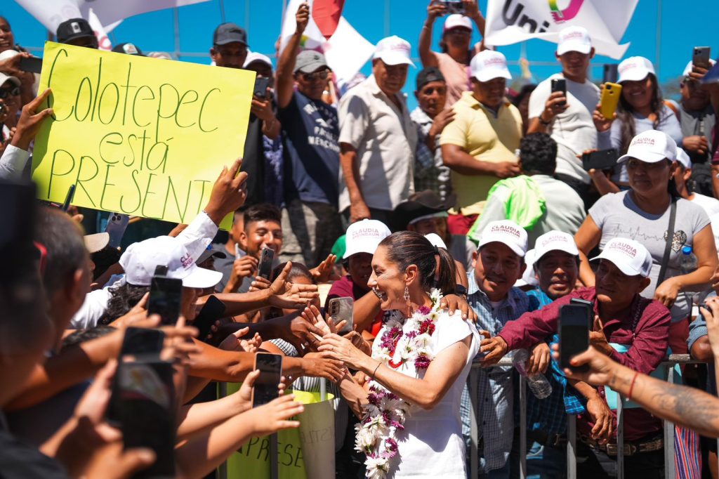 Transformación es el grito que retumba en todo México: Claudia Sheinbaum se compromete en Huatulco, Oaxaca, a que no habrá regresión