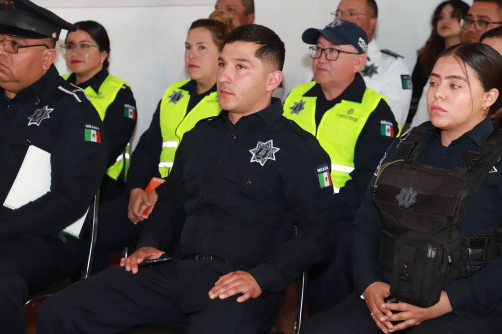 Policía Turística se capacita de manera constante en atención a visitantes