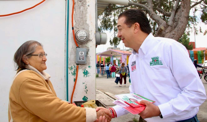 Jaime Bueno promete garantizar atención médica digna a las familias