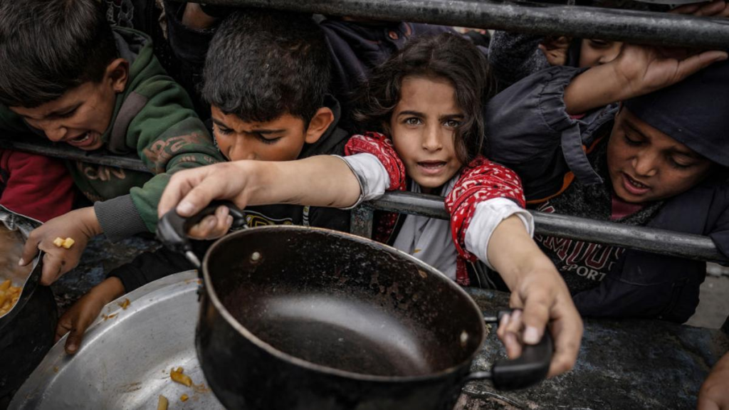 Población de Gaza muere de hambre, 10 niños han muerto por desnutrición