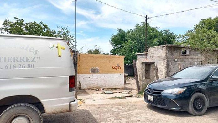 Mujer encuentra muerto a su hermano dentro de su casa en Coahuila