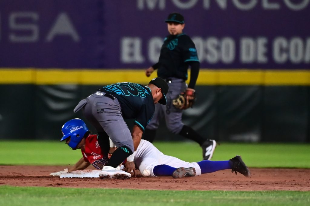 Acereros deja tendido a Saraperos en el Clásico Coahuilense