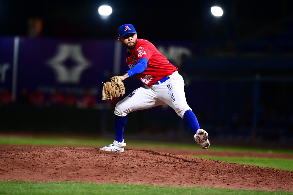 Acereros deja tendido a Saraperos en el Clásico Coahuilense