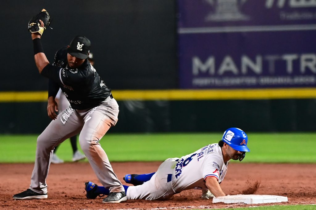 Volvió a fallar el relevo de la Furia Azul y Algodoneros le arrebató el primero de la serie.