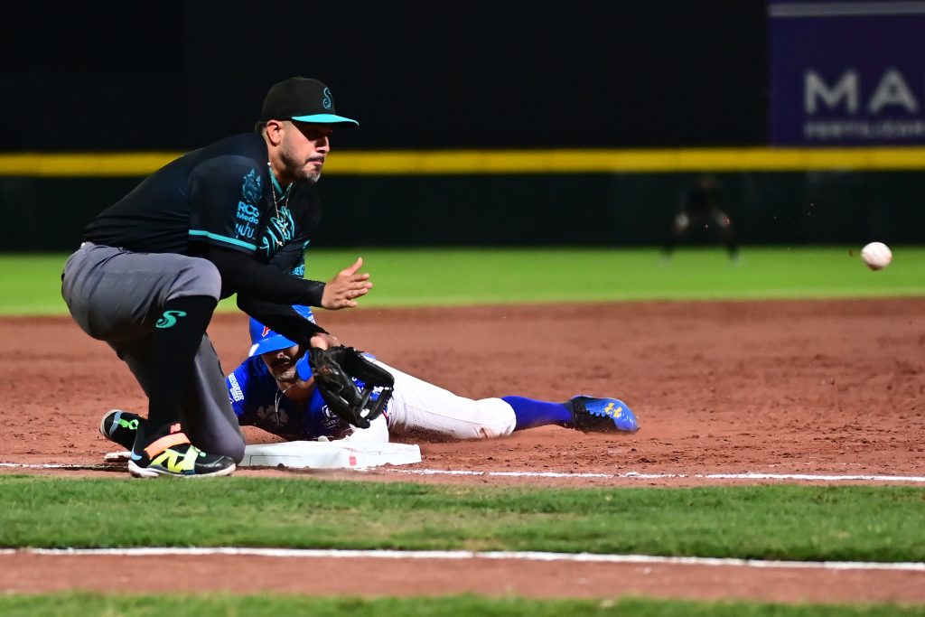 Saraperos empareja el clásico coahuilense
