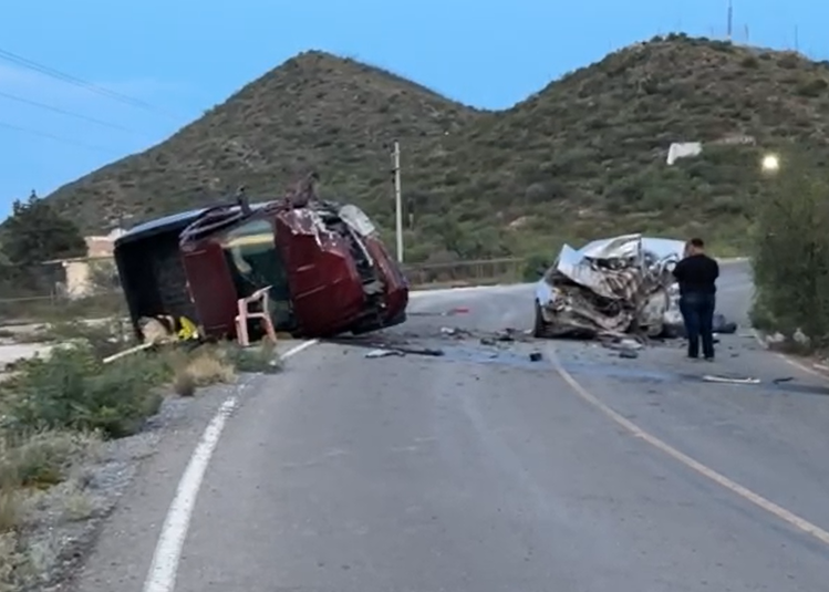 Choque en la carretera Torreón-Saltillo Choque en la carretera Torreón-Saltillo deja dos personas sin vida