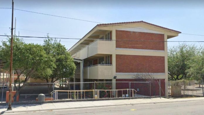 Descubren a estudiante con arma en una secundaria