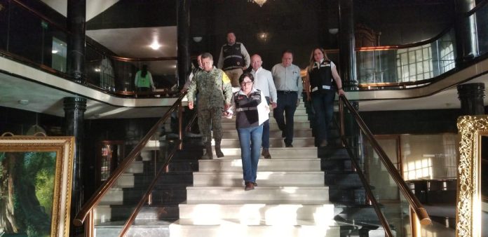 Reunión de autoridades con viudas del Pinabete