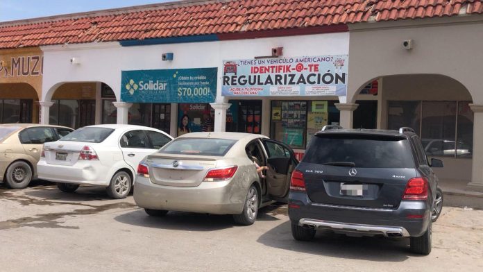 Vehículos americanos en proceso de regularización