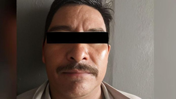 Detienen a individuo por atacar a su esposa con un bloque en la cabeza