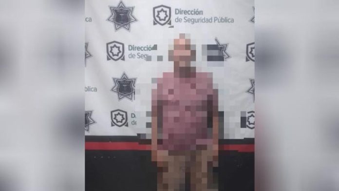 Hombre en Torreón es detenido por realizarse tocamientos frente a menores