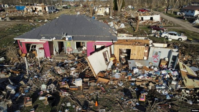 Tormentas golpean Estados Unidos dejando destrucción y pérdidas humanas
