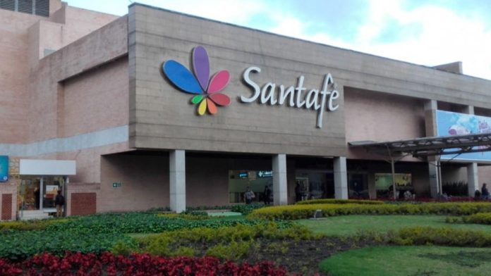 Detienen al presunto feminicida de una mujer dentro de una tienda