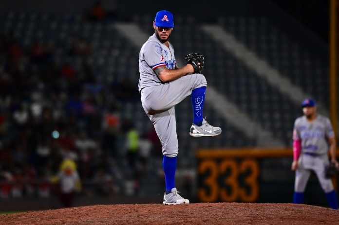 Algodoneros pega primero en la serie