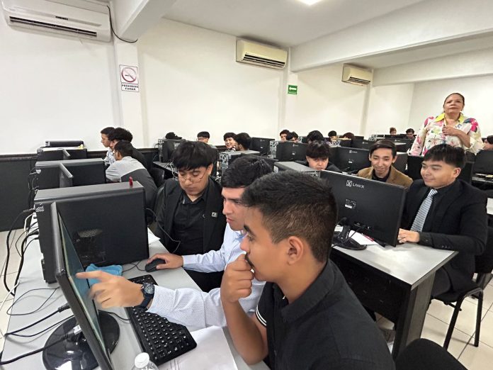 Lleva FIME con éxito Tercer Concurso de Programación