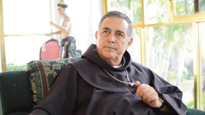 El obispo Rangel Mendoza estaba en el hotel con otra persona antes de su 'desaparición'