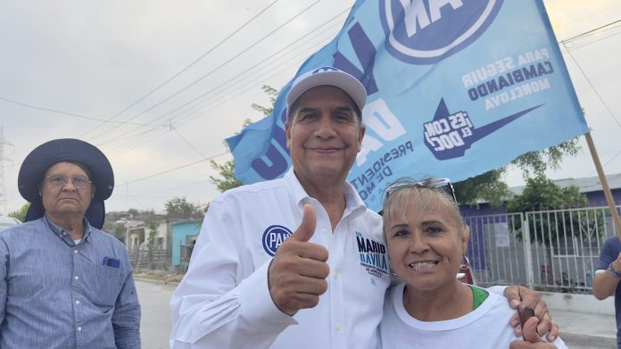 Felicita Dávila a las mamás de Monclova, el candidato del PAN a la presidencia municipal lanzó un efusivo mensaje a las madres en su día.